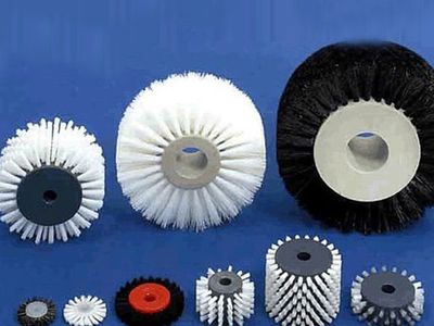 肇庆裕隆 专业条形刷与钢丝刷机械制造厂家